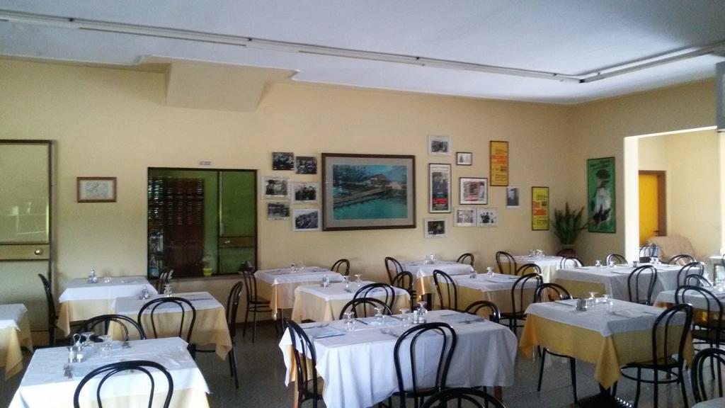 Albergo Del Po Viadana Екстер'єр фото