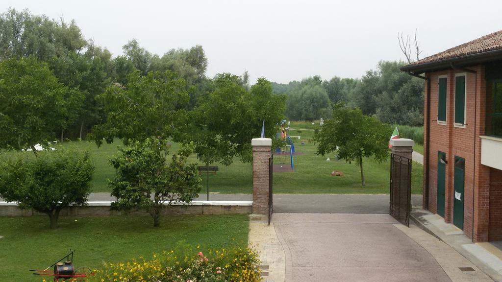 Albergo Del Po Viadana Екстер'єр фото