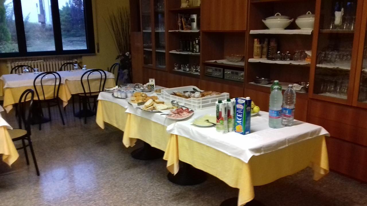 Albergo Del Po Viadana Екстер'єр фото